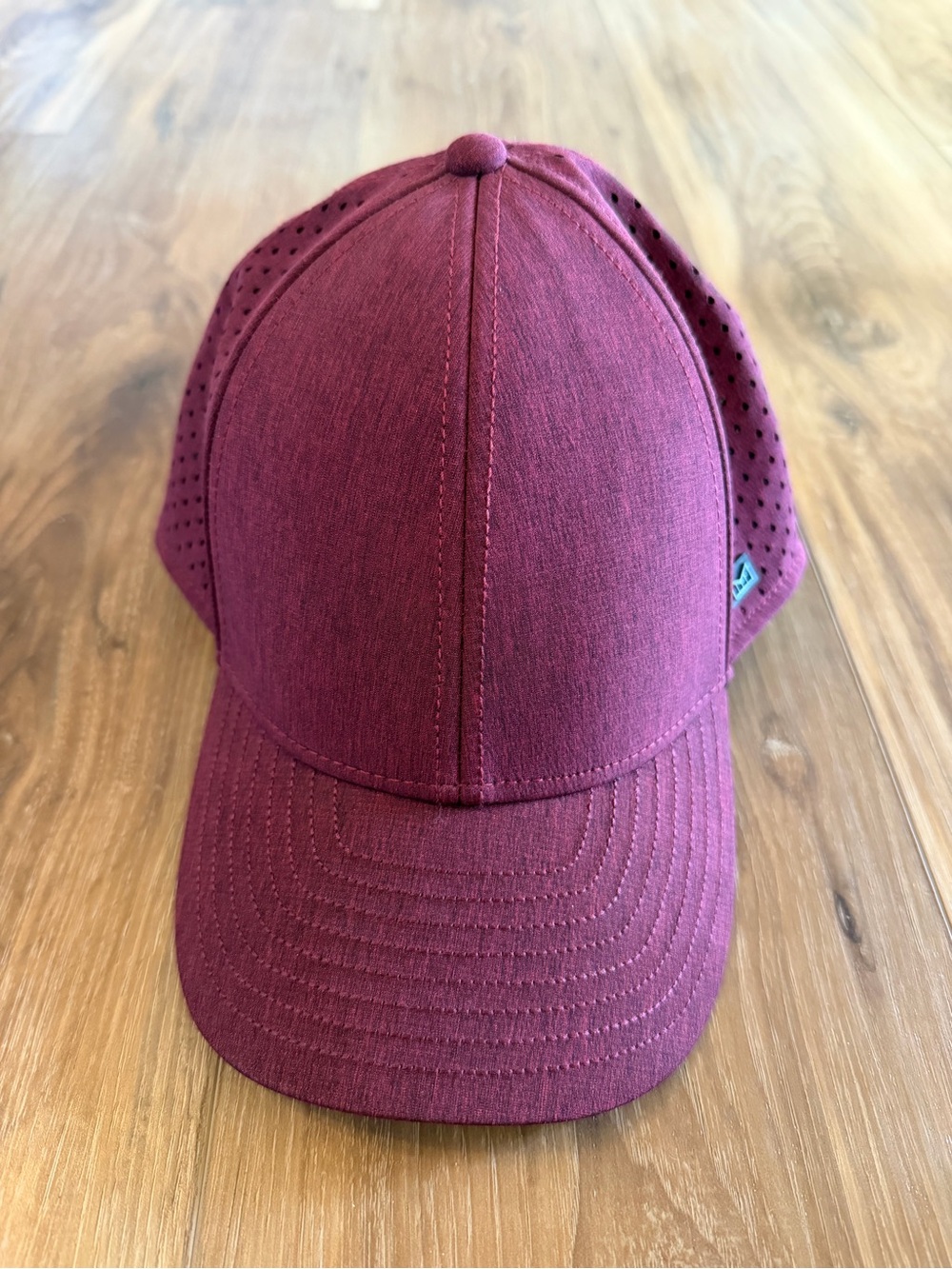 Melin A-Game Cap hydro in maroon